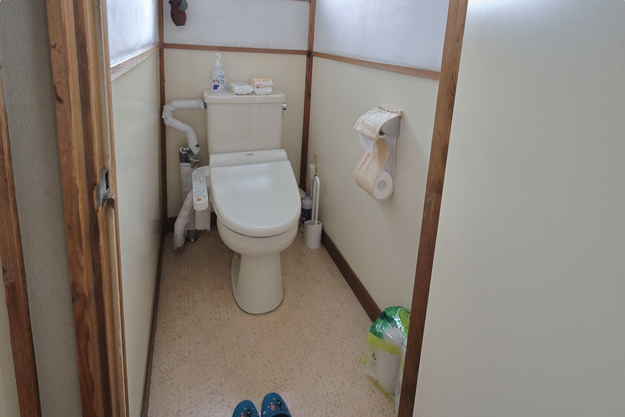 洋式便器がある共用トイレ